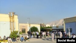 تجمع اعتراضی کارگران پیمانکاری مجتمع‌های گاز پارس جنوبی در روز ۳۰ دی