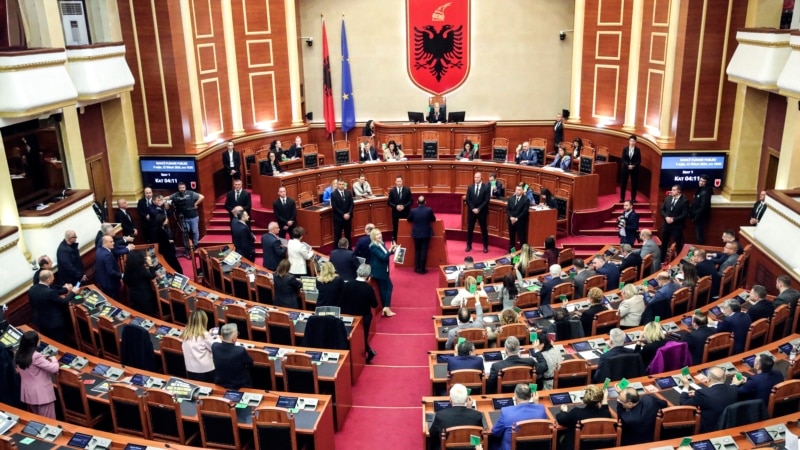 Arrihet marrëveshje për zhbllokimin e punës së Kuvendit të Shqipërisë
