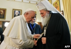 Встреча патриарха Неофита и папы римского Франциска в Софии в 2019 году
