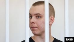 Nikita Zhuravel appears in a Grozny courtroom in late February. (file photo)