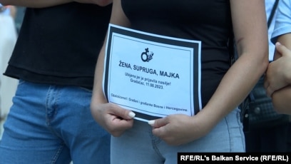 Protest u Gradačcu nakon trostrukog ubistva, 12. august 2023.