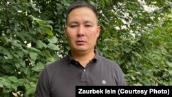 Заурбек Исин лишился работы на обогатительной фабрике в Аксу. Он считает, что увольнение связано с его активностью в отстаивании прав