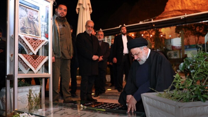 Iranski lideri na sahrani žrtava bombaških napada zakleli se na osvetu 