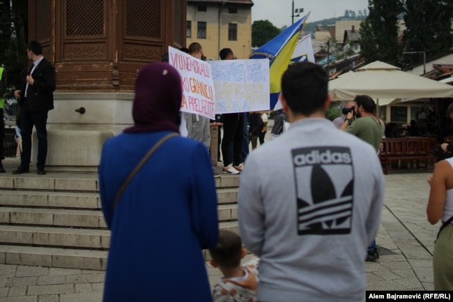 Skup protiv Povorke ponosa u Sarajevu