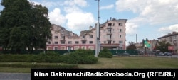 Зруйнований готель «Україна»