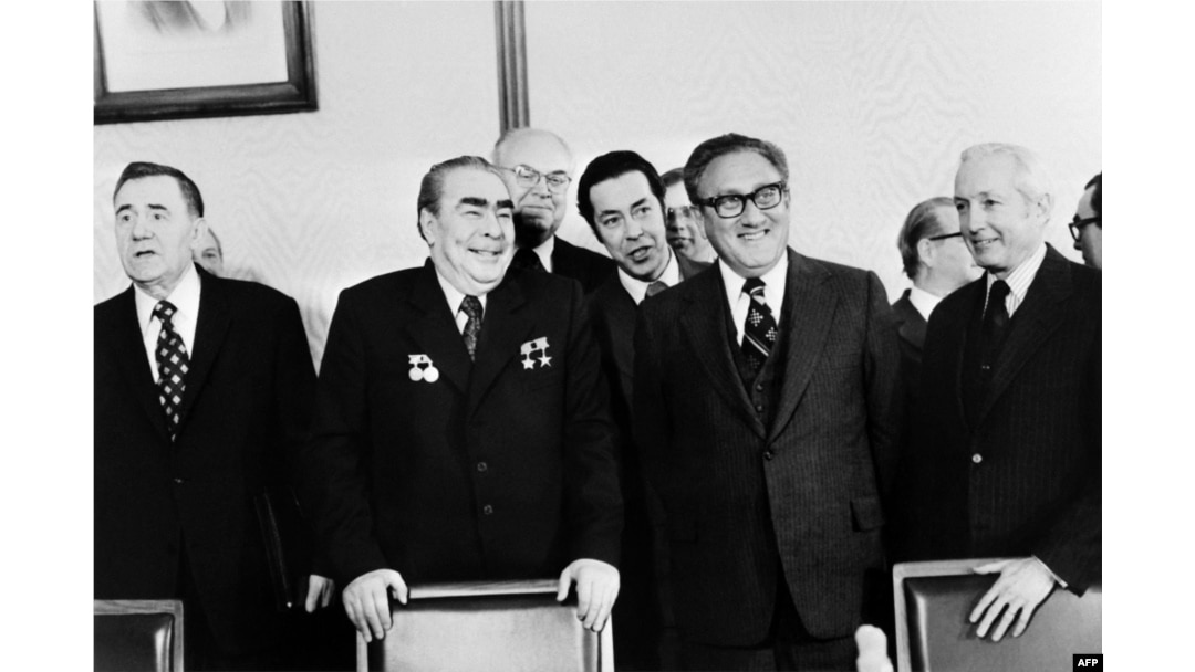 General Secretary of the Communist Party of the Soviet Union Leonid Brezhnev (2nd left) and Soviet Foreign Minister Andrei Gromyko (left) meet U.S. Secretary of State Henry Kissinger (2nd right) and U.S. diplomat Walter J. Stoessel (right) in Moscow in January 1976.