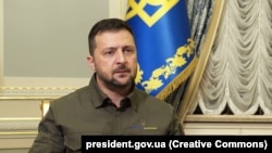 Volodimir Zelenski a spus că dacă țările vecine nu vor pune în aplicare decizia UE, atunci Ucraina va răspunde „civilizat”. 