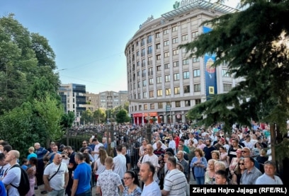 Fotografi nga protesta.