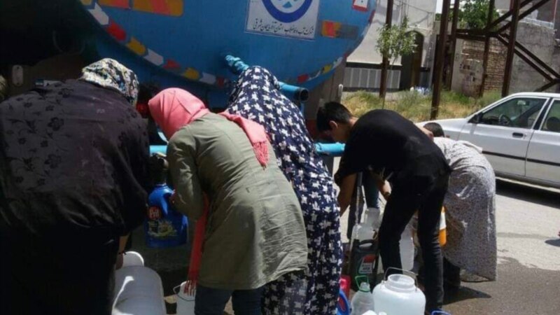 ادامه قطع آب شرب در مناطق وسیعی از تبریز برای سومین روز؛ وعده مقامات برای پایان دادن به بی‌آبی 