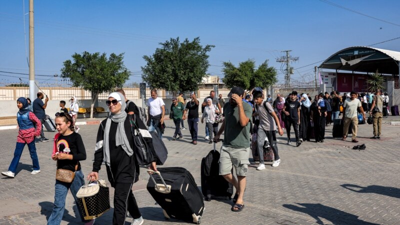 Газадан эвакуацияланган кишилердин алгачкы тобу Египетке келди
