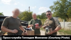 Мохненко с украинскими военнослужащими