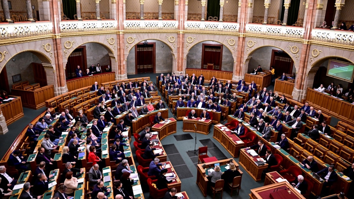 Hungarian Parliament Committee Delays Vote On Sweden's NATO Bid