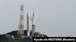 Raketa H3 koja nosi satelit za posmatranje kopna prije lansiranja u svemirskom centru Tanegashima u prefekturi Kagošima, jugozapadni Japan, 17. februara 2023.