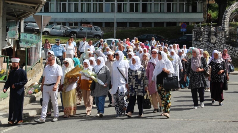 Majke Srebrenice posjetile mjesta stradanja žrtava genocida