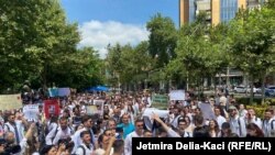 Protesta e studentëve të mjekësisë, Tiranë, Shqipëri, korrik 2023.