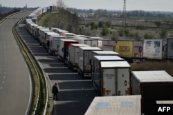 Semnalele politice de la Viena, pe tema aderării României și Bulgariei la Schengen terestru, sunt pe model una caldă, una rece.