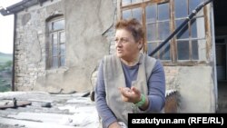 Neli Babajan (65) bježala je iz svog rodnog grada Bakua, Luganska u Ukrajini, a sada Nagorno-Karabaha, gdje je željela da se skrasi pošto je tamo provodila ljeta kao dijete.