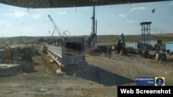 Будівництво моста через річку Кальміус. Вересень 2023 року