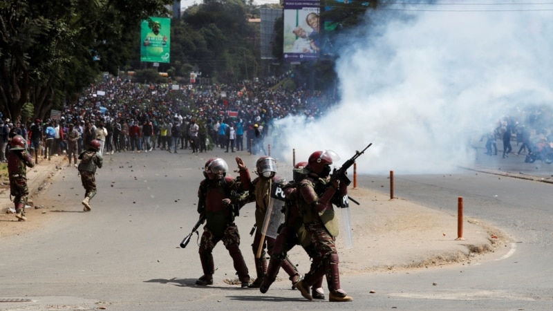 رئیس جمهور کینیا حمله به پارلمان کشورش را «تهدید به امنیت ملی» عنوان کرد