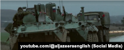 Российская военная техника на крымских дорогах 1 марта 2014, скриншот видео