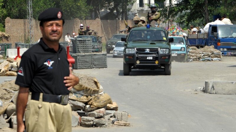 Četvorica vojnika i napadač poginuli u napadu militanata u Pakistanu 