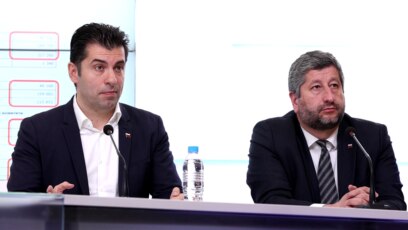 Съпредседателят на коалицията Продължаваме промяната Демократична България ПП ДБ Кирил