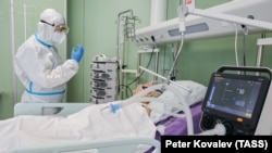 3 квітня голова Держдуми Росії заявив, що про нестачу 30 тисяч лікарів у РФ