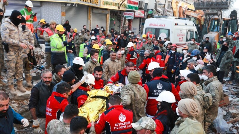 Turska: Troje preživelih pronađeno 13 dana posle zemljotresa