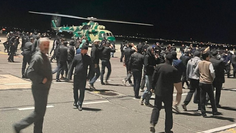 В Дагестане чиновник уволен за участие в антисемитских беспорядках в аэропорту Махачкалы