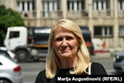 Samira Karić, majka mladića koji boluje od cistične fibroze, na protestima u Sarajevu 22. juna 2023.