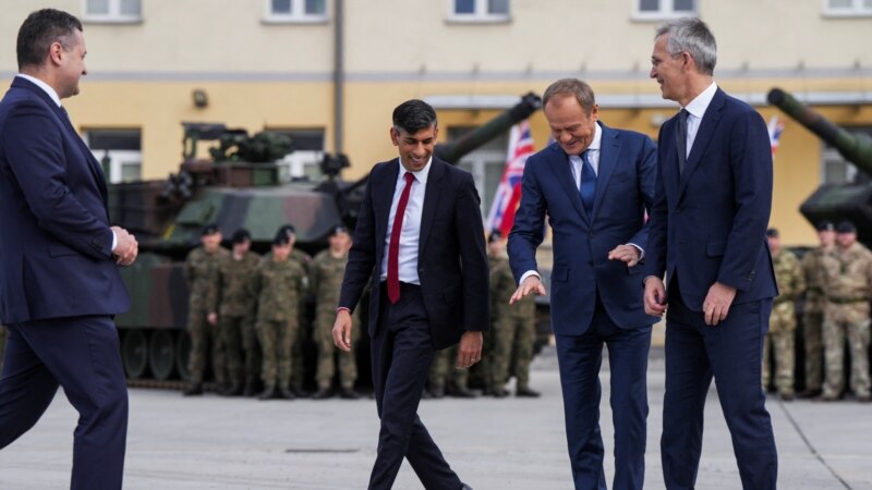 ՆԱՏՕ-ի, Բրիտանիայի և Լեհաստանի առաջնորդներն այցելել են Լեհաստանում տեղակայված ռազմակայան 