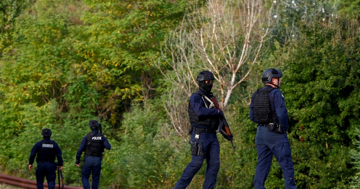 Operacion policor në Zveçan dhe Zubin Potok