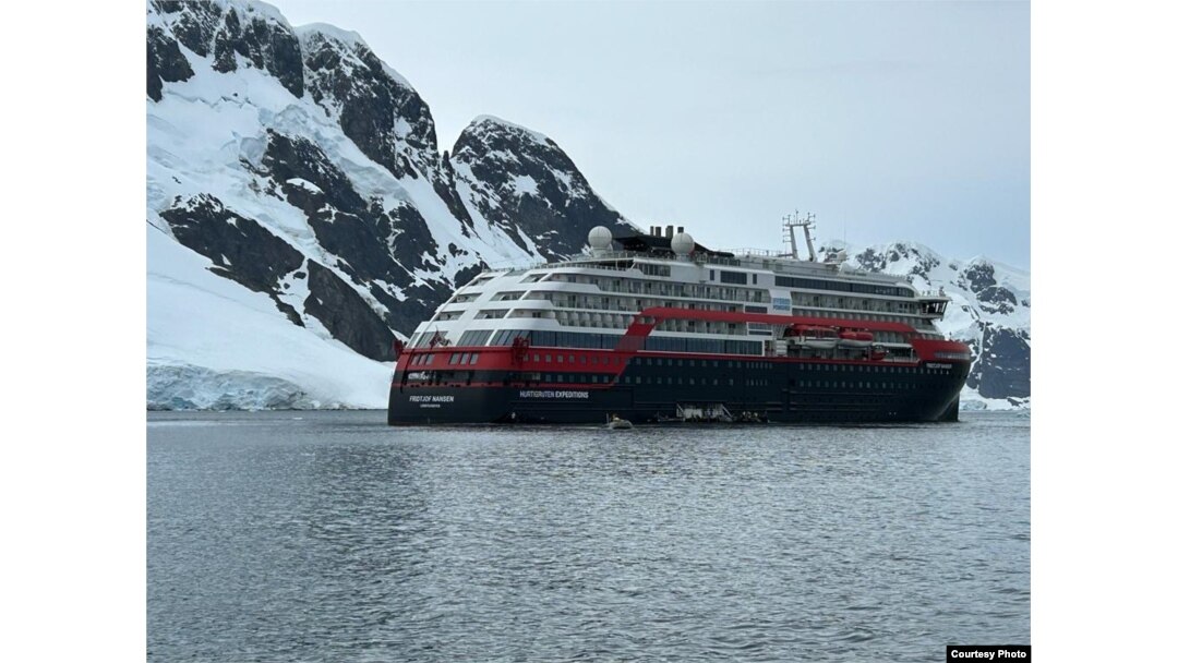 Джунгли қиылысындағы секс Жеке моншадағы жасырын камера