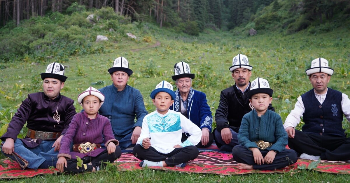 Ол нағашы әжесін жыныстық қатынас үшін ренжіткен.