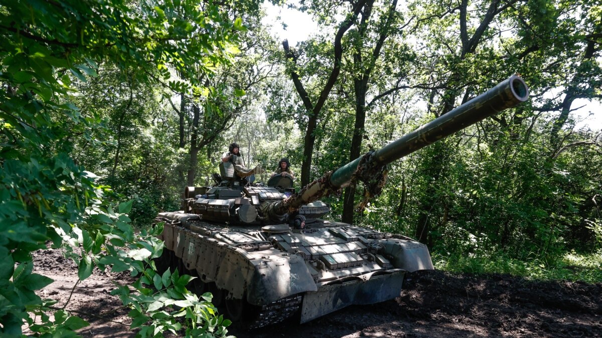 російські військові скинули на позиції ЗСУ хімічний боєприпас російські військові скинули на позиції ЗСУ хімічний боєприпас