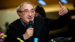 Арсений Рогинский