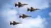 Истребители F-16 Воздушных сил Румынии, 22 мая 2024 года. Нидерланды и Дания уже заявили, что они не против применения F-16, которые передаются Украине, для ударов по военным целям в России
