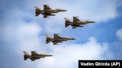 F-16 տեսակի օդանավերը, օդուժի միջազգային ցուցահանդես, Ռումինիա, 22 մայիսի, 2024թ. 