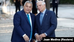 Hungarian Prime Minister Viktor Orban (left) and EU foreign policy chief Josep Borrell (file photo) 