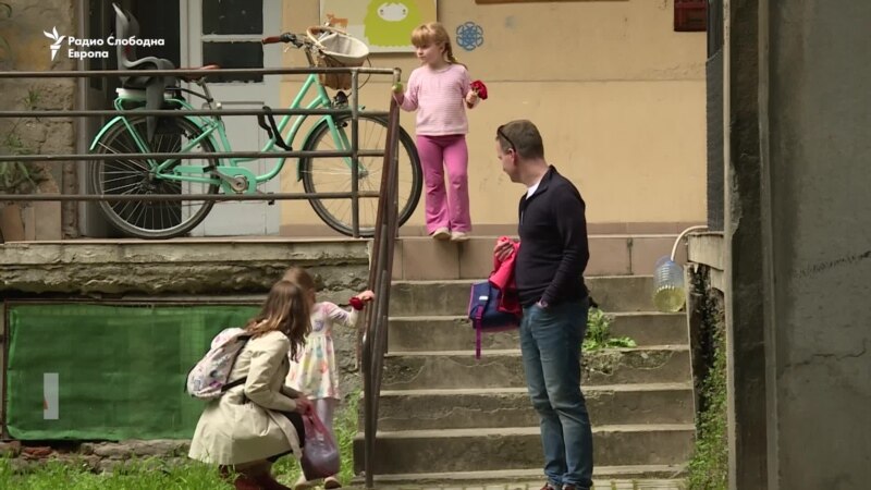 Семејство од Чешка кое живее во Скопје - „Уживаме тука, иако има и нешто што ни пречи“