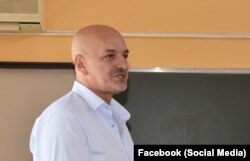 Direktor škole "Danilo Kiš", Krsto Vuković