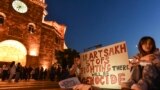 Proteste la Erevan față de modul în care guvernul armean a gestionat situația din Nagorno-Karabah, după ce Azerbaidjanul a lansat o &bdquo;operațiune antiteroristă&rdquo; în regiunea separatistă, 20 septembrie 2023.