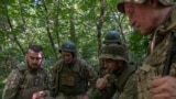 Украинские бойцы на фронте