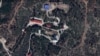 Спутниковая антенна в предполагаемом месте нанесения ракетного удара у села Семидворье, скриншот карты Google