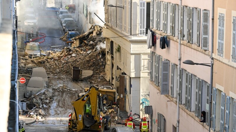 Dy të vdekur nga shembja e një ndërtese në Francë