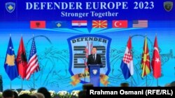 Kryeministri i Kosovës, Albin Kurti, gjatë fjalës së tij në ceremoninë e hapjes së stërvitjeve ushtarake të ushtrisë amerikane dhe NATO-s në Evropë, "Defender Europe 2023". 21 maj 2023.