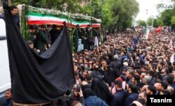 Tabriz, Iran, mai 2024 - funeraliile fostului președinte Ebrahim Raisi, mort într-un accident de elicopter pe 19 mai.