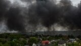 Дым над Харьковом после российского ракетного удара, 17 мая 2024 года