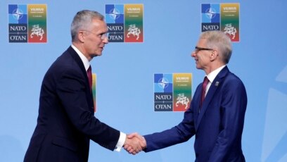 НАТО ще разшири многонационалната бойна група разположена в България Това