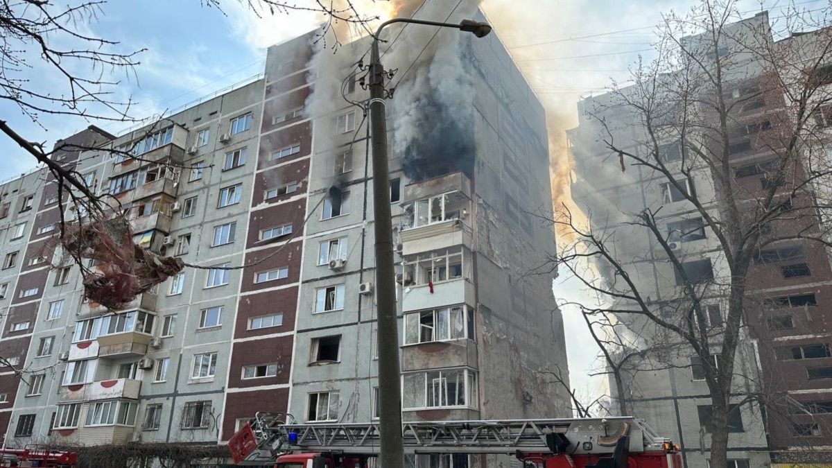 Влада повідомила про 18 постраждалих, зокрема дітей, через удар РФ по Запоріжжю